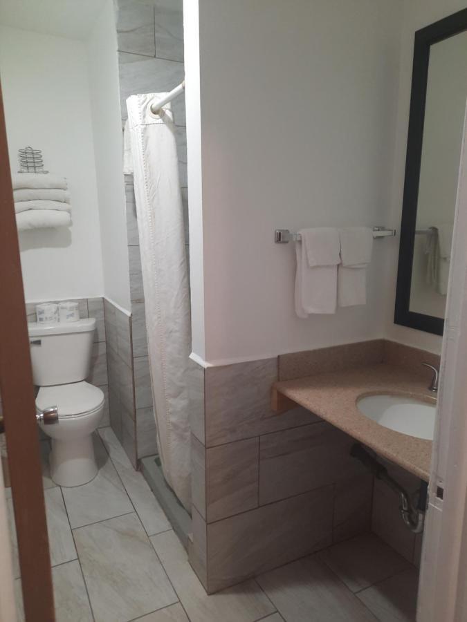 Motel Reedsburg מראה חיצוני תמונה