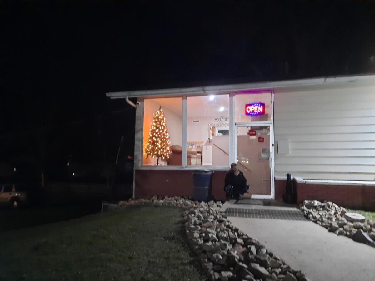 Motel Reedsburg מראה חיצוני תמונה