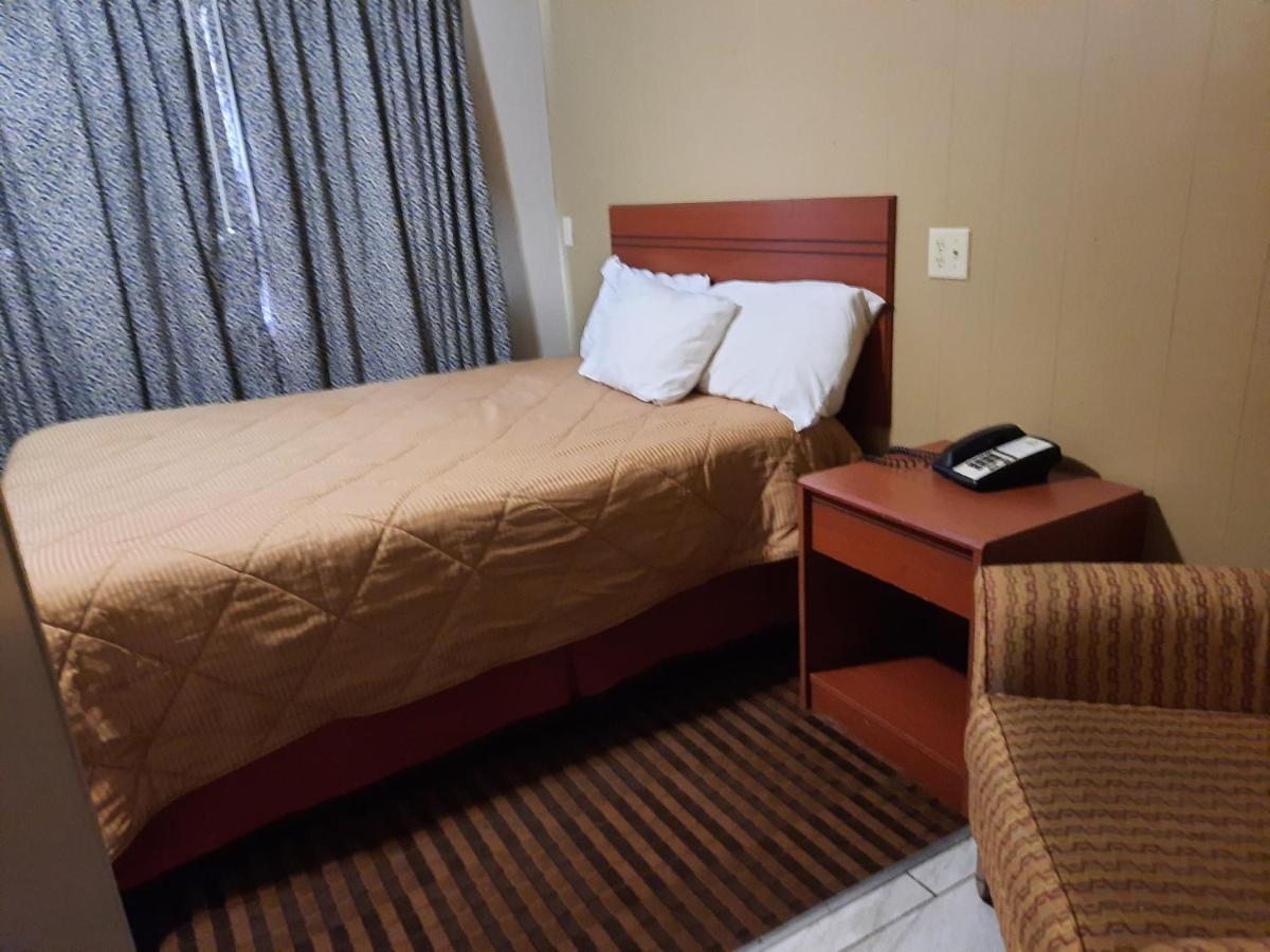 Motel Reedsburg חדר תמונה