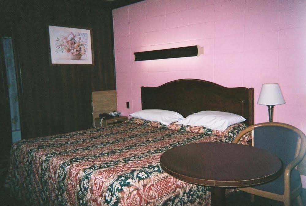 Motel Reedsburg מראה חיצוני תמונה